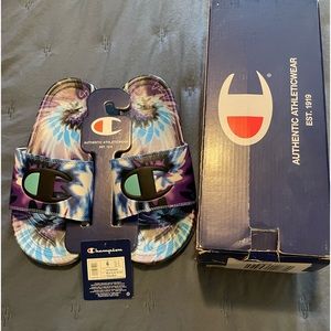 Champion slides, size 6, tie-dye teal & black